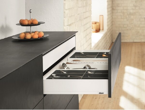 770M5002S blum LEGRABOX pure, seidenweiß matt Zarge M=90,3mm, NL=500 mm